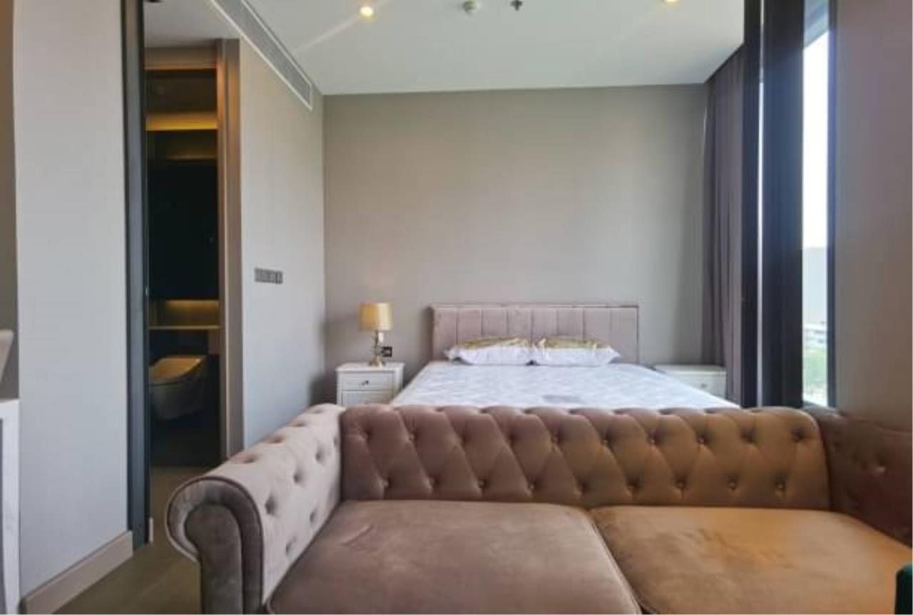 1 bedroom 1 bathroom the esse at singha complex for rent