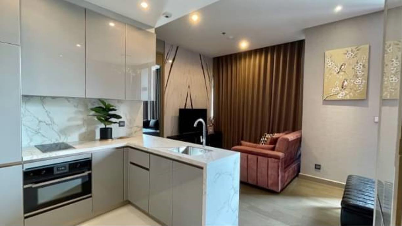 1 bedroom 1 bathroom esse singha complex for rent