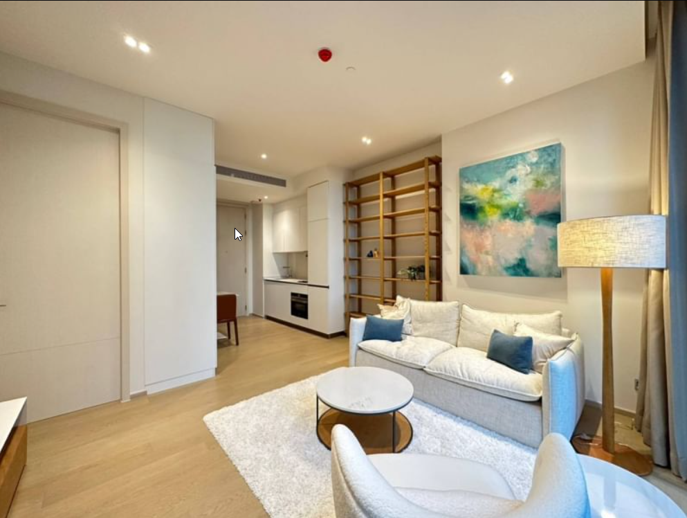 1 Bedroom, 1 Bathroom 53 sqm size 10th Flr The Strand Thonglor For Rent 70,000 THB/Month
