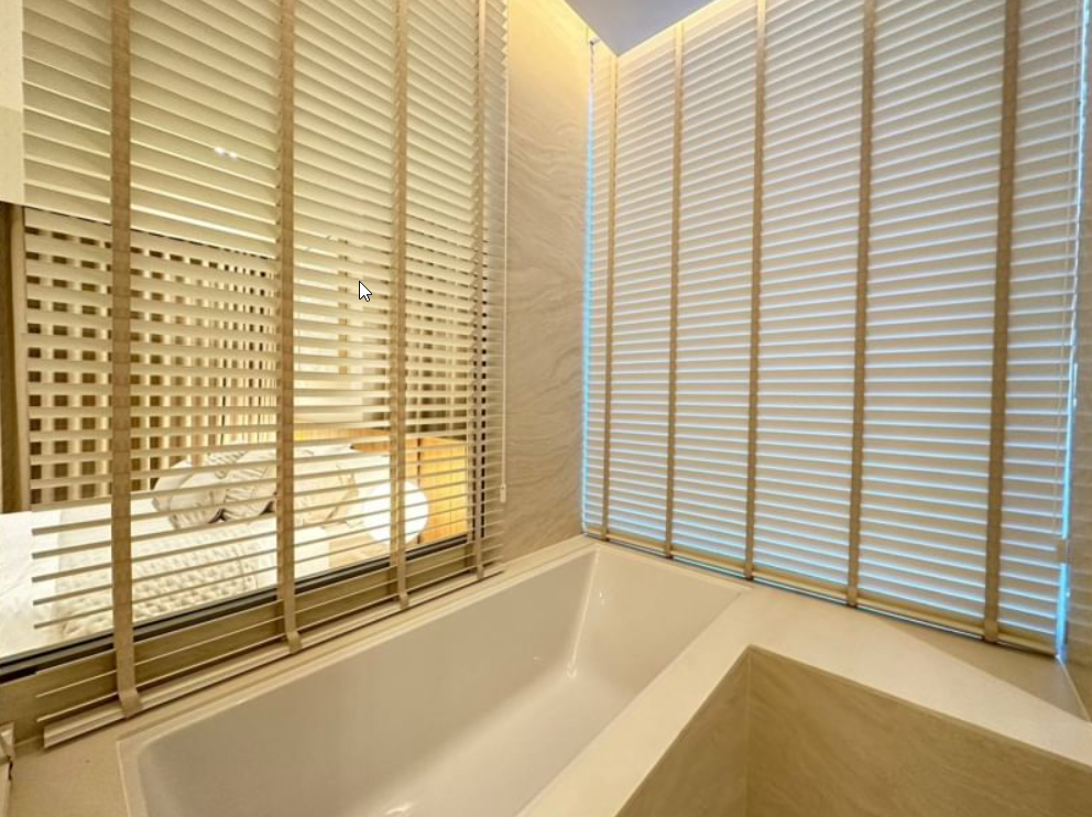 1 Bedroom, 1 Bathroom 53 sqm size 10th Flr The Strand Thonglor For Rent 70,000 THB/Month