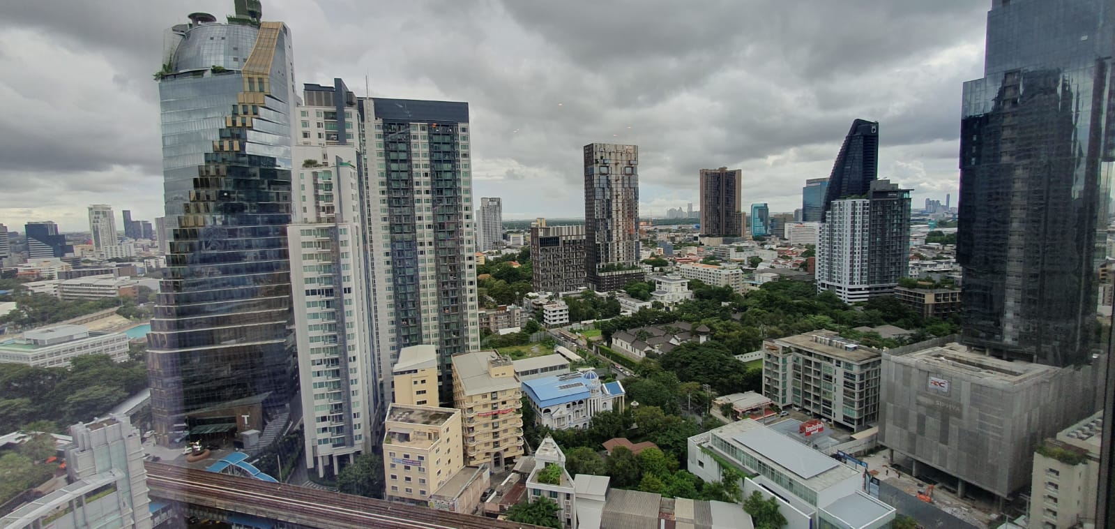 1+1 Bedroom, 2 Bathroom 75sqm size The Strand Thonglor 21st Flr For Rent