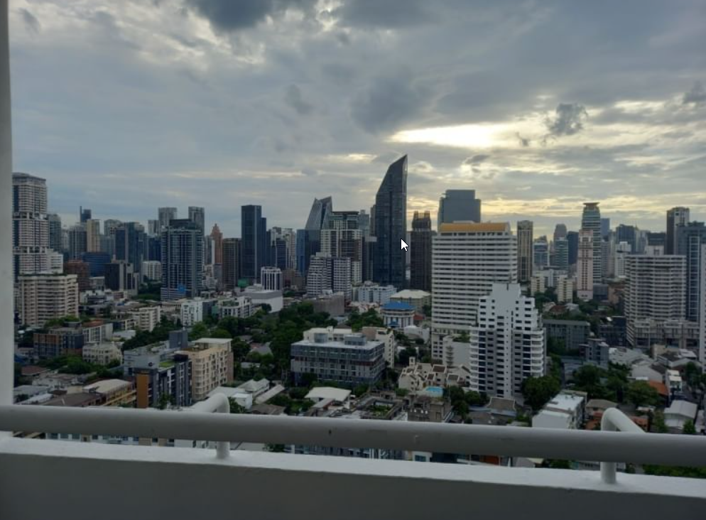 3 Bedrooms, 2 Bathrooms 129.23 sqm size The Waterford Park Sukhumvit 53 Tower 3 26th Flr For Rent