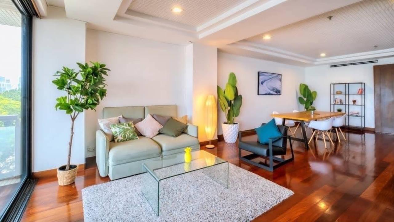 3 bedrooms, 3 bathrooms 240 sqm size Polo Park For Rent