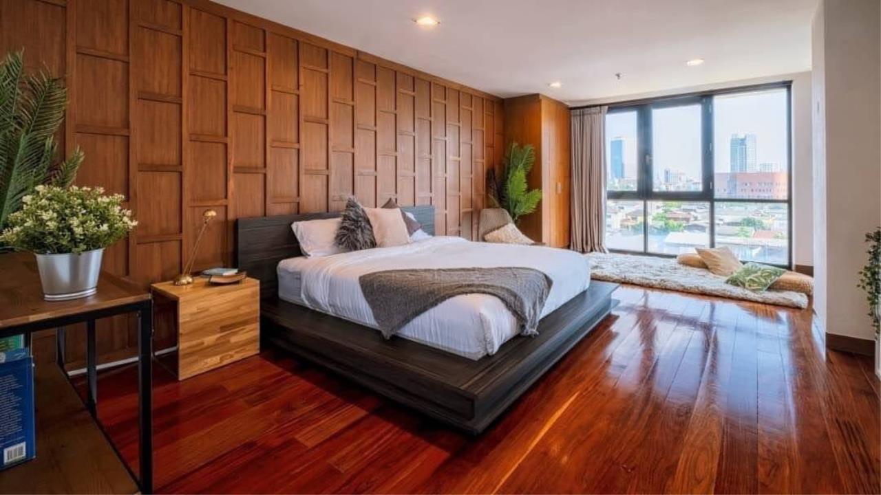 3 bedrooms, 3 bathrooms 240 sqm size Polo Park For Rent