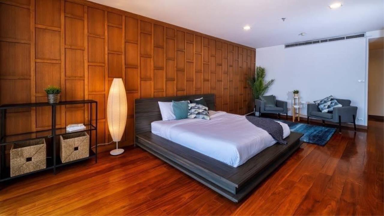 3 bedrooms, 3 bathrooms 240 sqm size Polo Park For Rent
