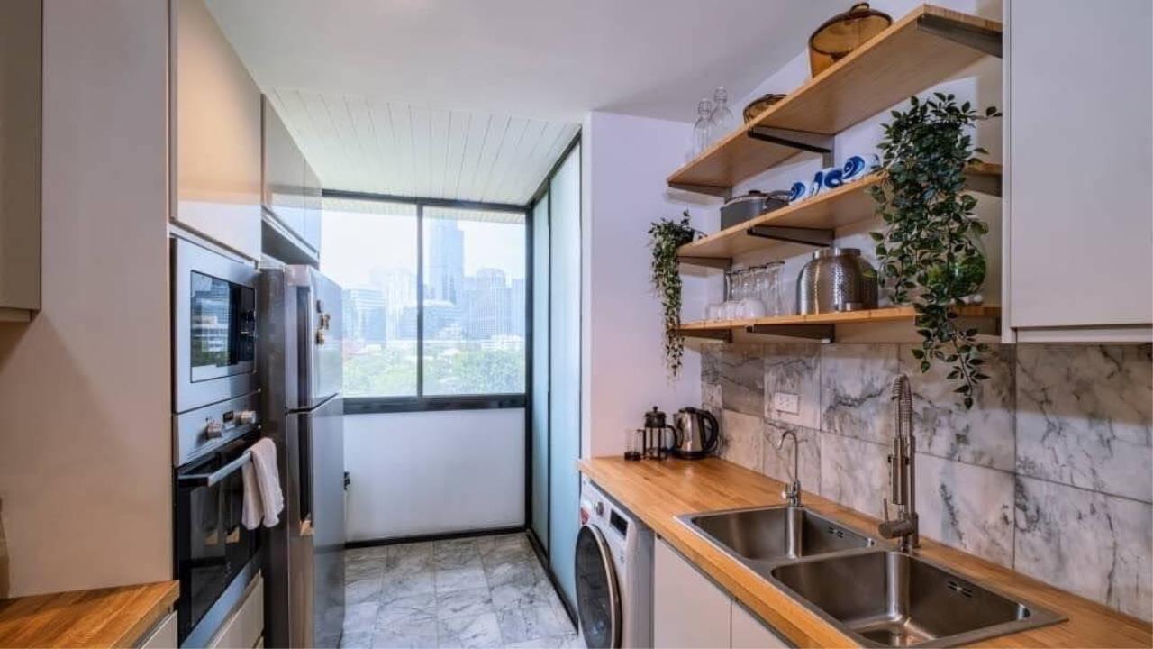3 bedrooms, 3 bathrooms 240 sqm size Polo Park For Rent
