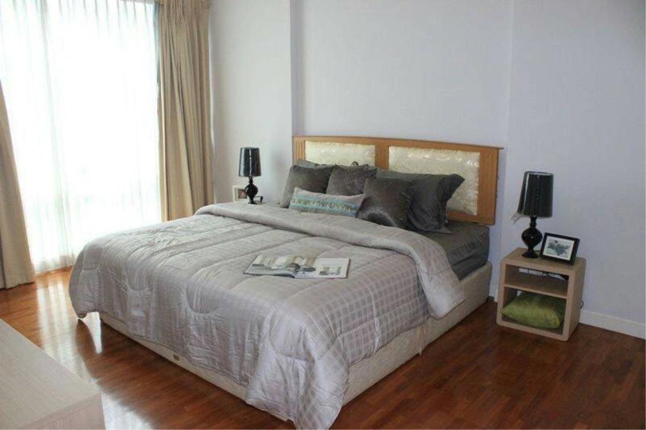 2 Bedrooms, 2 Bathrooms 90sqm size Baan Siri Sukhumvit 10 For Rent