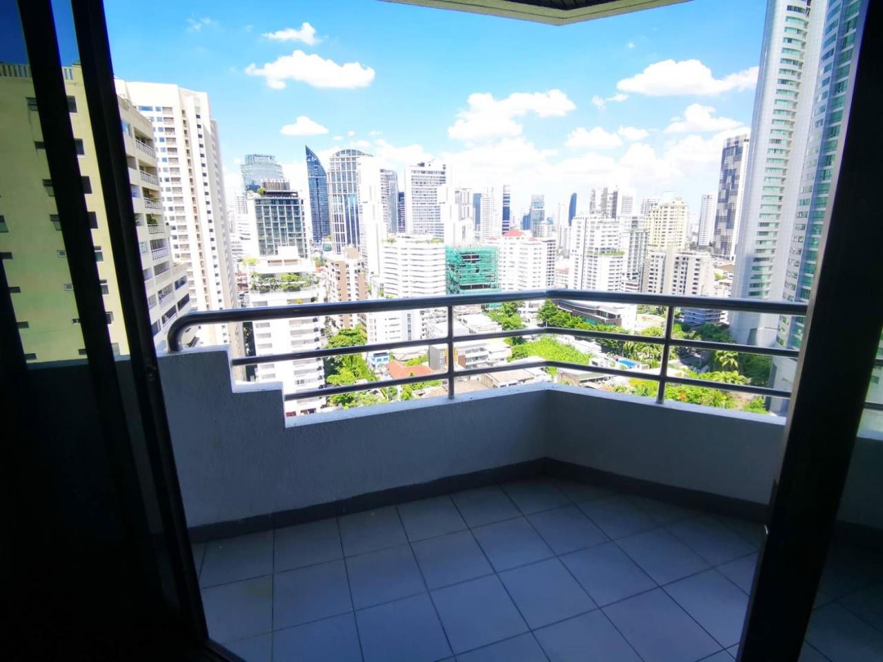 2 Bedrooms, 2 Bathrooms 123sqm size Lake Avenue For Rent