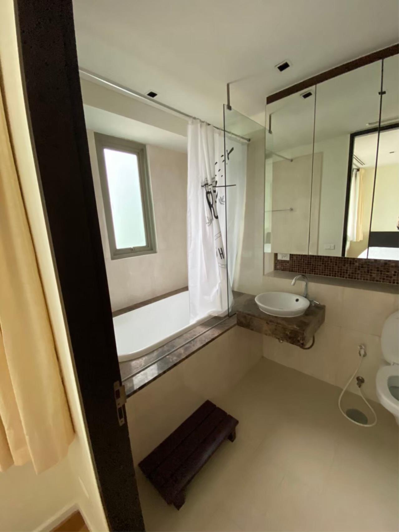 2 bedrooms 2 bathrooms size 143.5 sqm. The Lakes for Rent