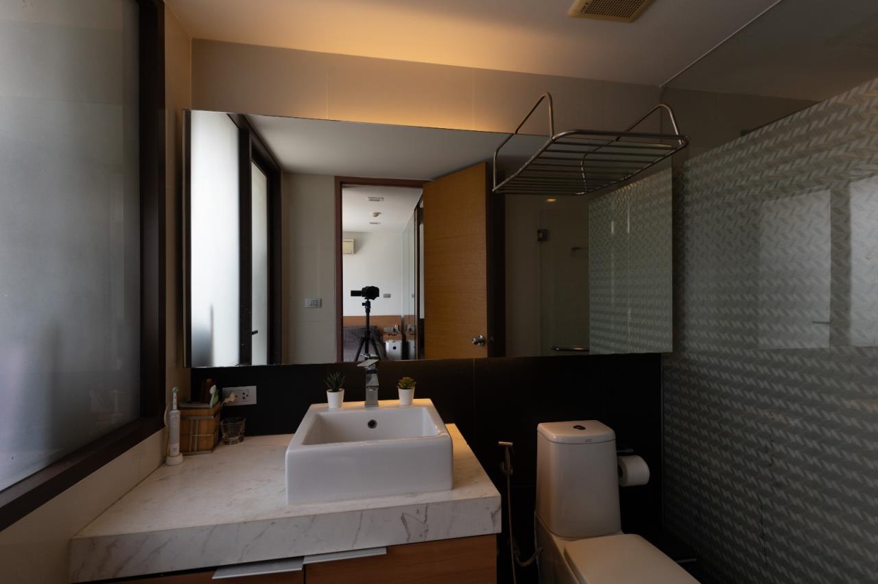 1Bedroom, 1Bathroom 38sqm size XVI The Sixteenth Condominium For Rent 20,000 THB For Sale 5M