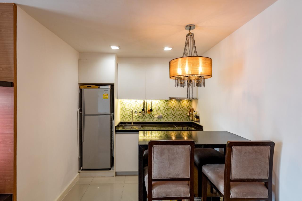 1Bedroom, 1Bathroom 38sqm size XVI The Sixteenth Condominium For Rent 20,000 THB For Sale 5M