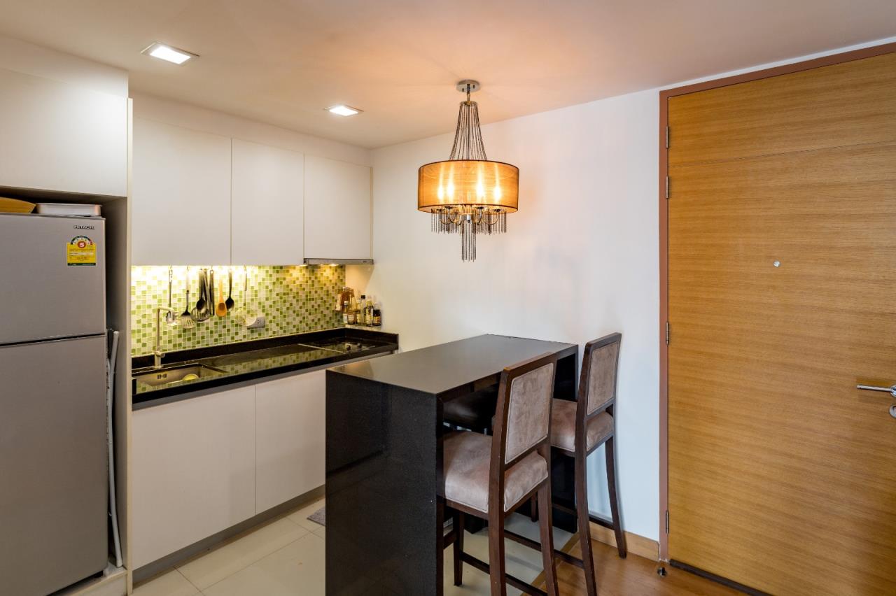 1Bedroom, 1Bathroom 38sqm size XVI The Sixteenth Condominium For Rent 20,000 THB For Sale 5M