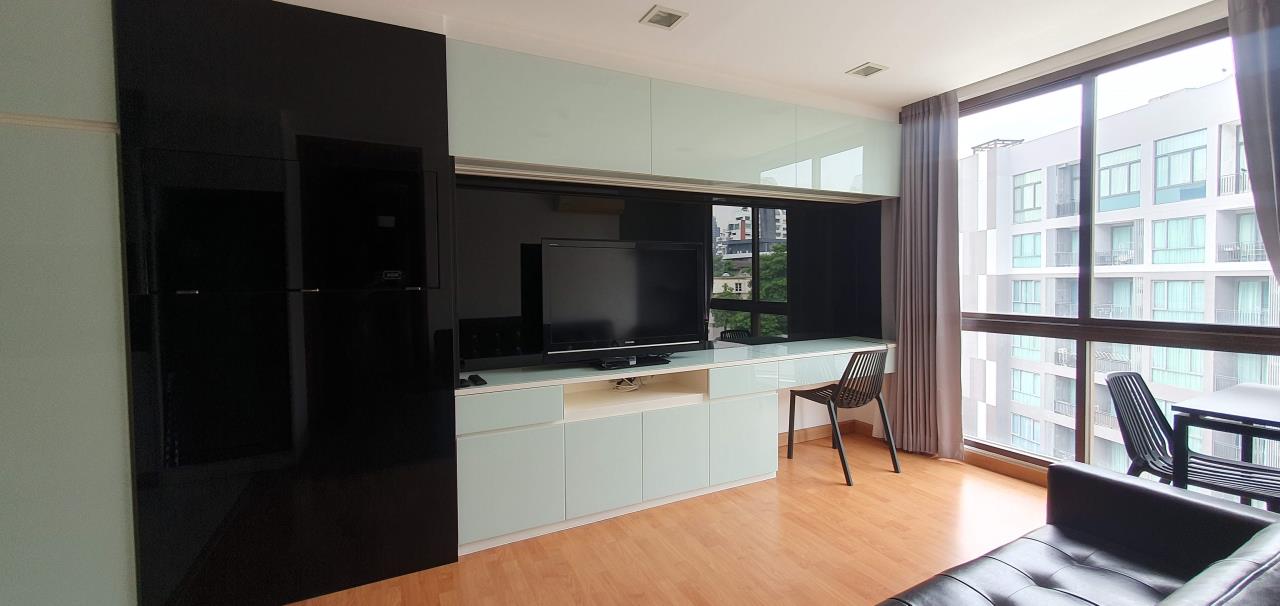 1 Bedroom, 1 Bathroom 43sqm size XVI The Sixteenth Condominium For Rent 23,000THB