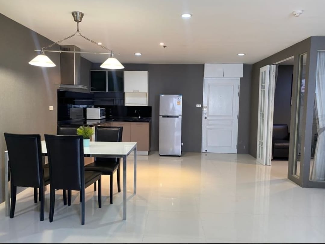 3 Bedrooms, 2 Bathrooms 120sqm size 13th Flr The Waterford Diamond SuKhumvit 30/1 Condominium For Rent 55,000THB