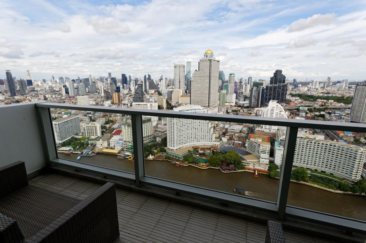 3 Bedrooms, 3 Bathrooms 258 sqm size The River Skyview duplex For Sale 74.5M