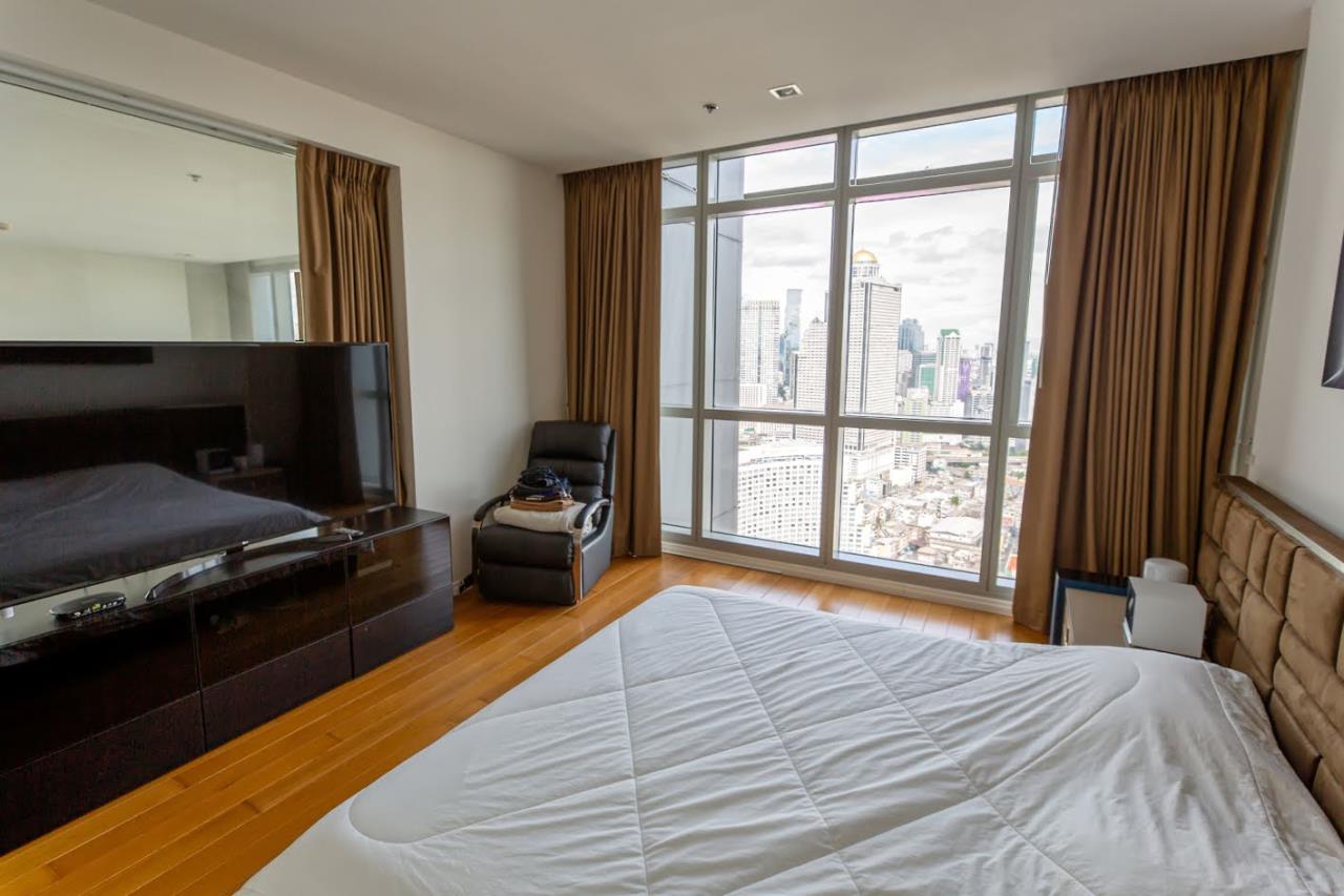 3 Bedrooms, 3 Bathrooms 258 sqm size The River Skyview duplex For Sale 74.5M