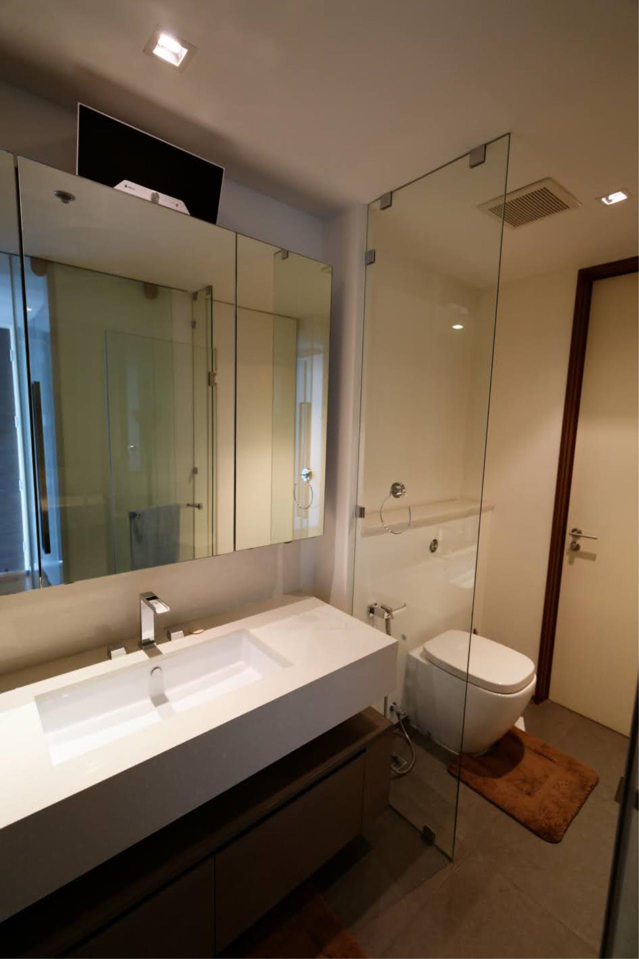 3 Bedrooms, 3 Bathrooms 258 sqm size The River Skyview duplex For Sale 74.5M