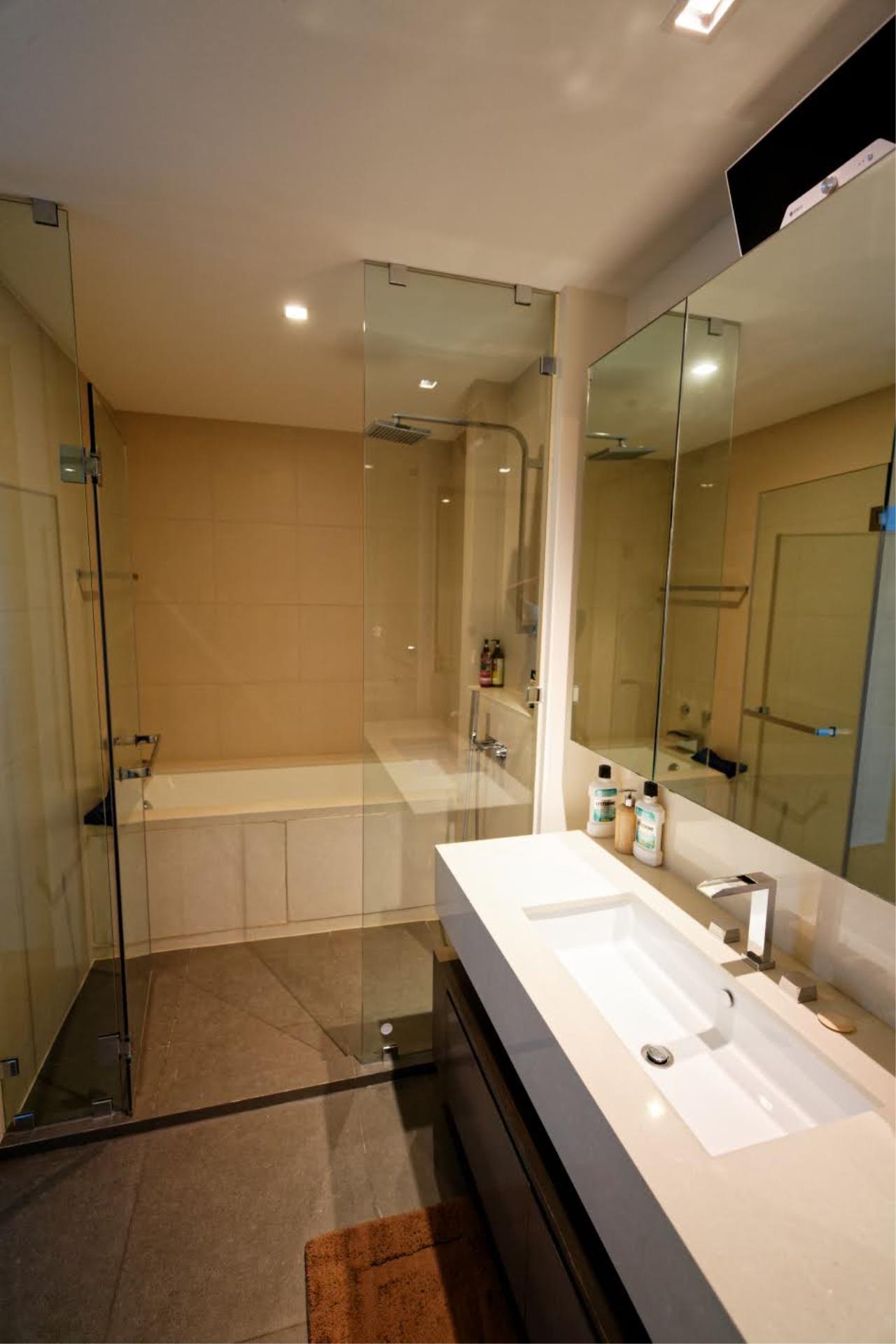 3 Bedrooms, 3 Bathrooms 258 sqm size The River Skyview duplex For Sale 74.5M