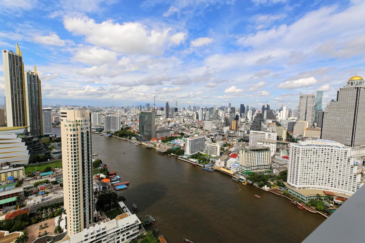 3 Bedrooms, 3 Bathrooms 258 sqm size The River Skyview duplex For Sale 74.5M