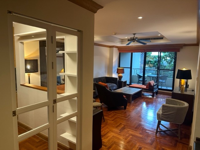 1 Bedroom, 1 Bathroom 80 sqm size Supreme Ville For Rent 39,000THB