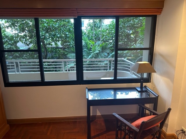 1 Bedroom, 1 Bathroom 80 sqm size Supreme Ville For Rent 39,000THB