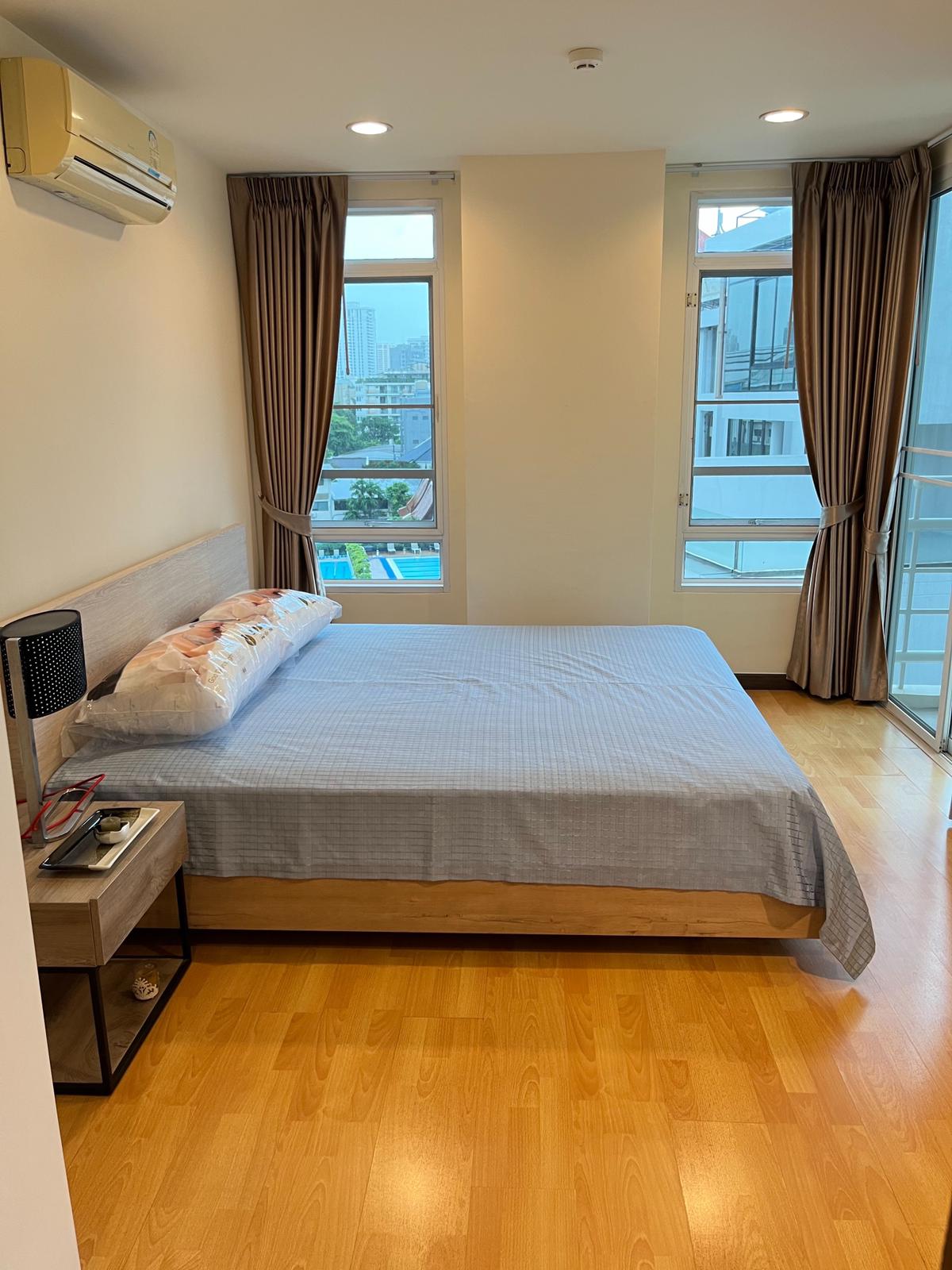 3 Bedrooms, 3 Bathrooms 110 sqm The Amethyst Sukhumvit 39 For Rent 90,000 THB