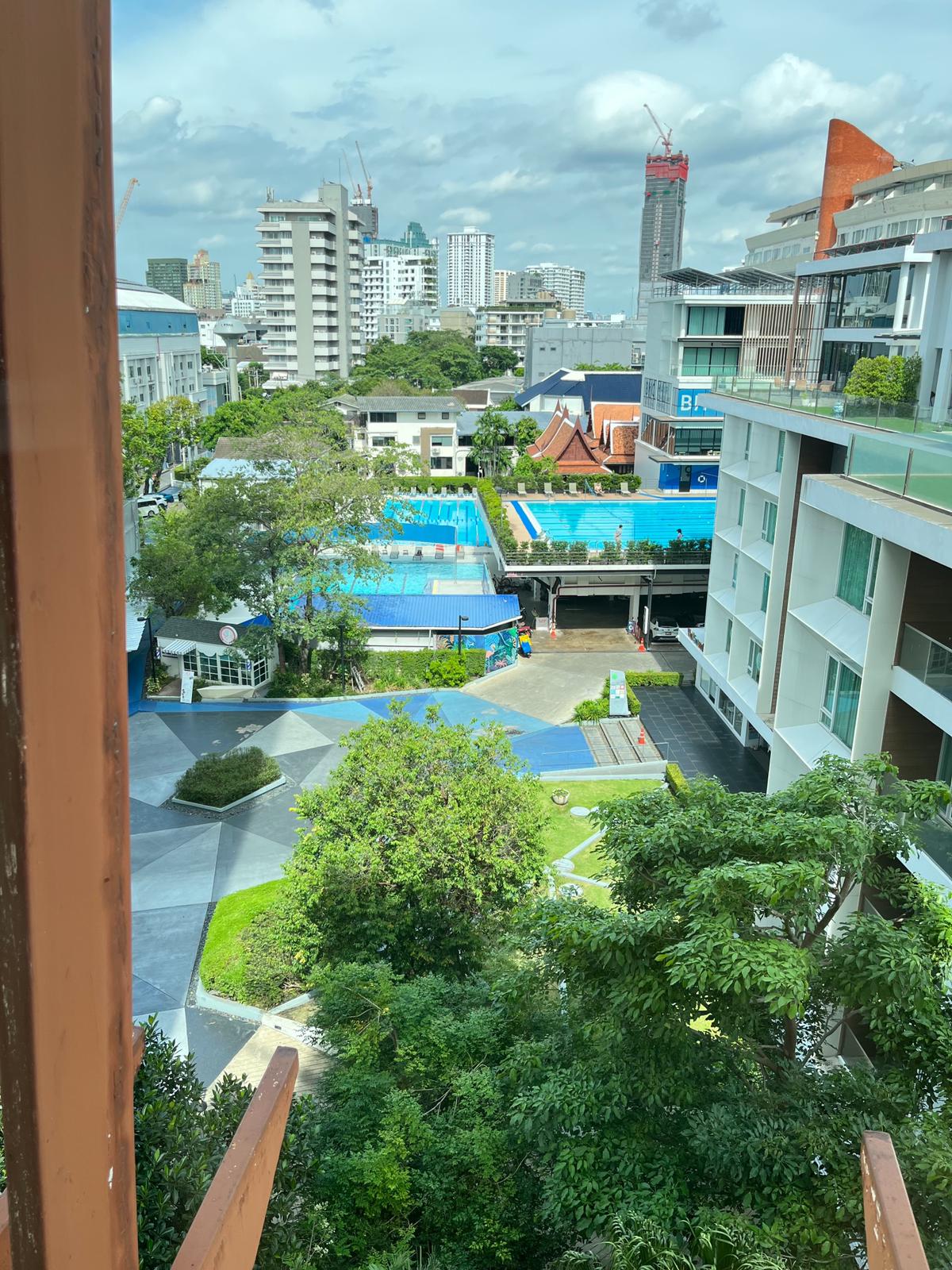 3 Bedrooms, 3 Bathrooms 110 sqm The Amethyst Sukhumvit 39 For Rent 90,000 THB
