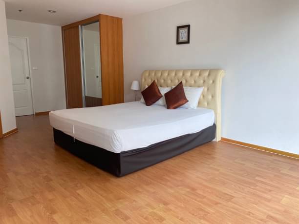 1 Bedroom, 1 Bathroom 66 sqm size The Waterford Diamond For Rent 27,000THB