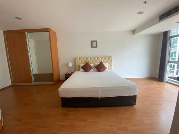 1 Bedroom, 1 Bathroom 66 sqm size The Waterford Diamond For Rent 27,000THB