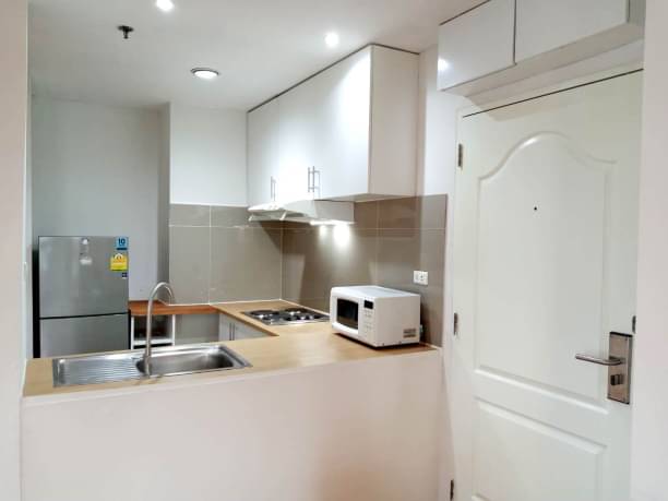 2 Bedrooms, 2 Bathrooms 131 sqm The Waterford Diamond For Rent 50,000THB