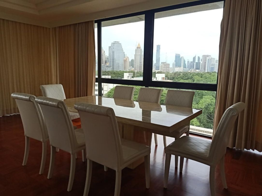 Large 3-BR Condo at Polo Park Condominium near MRT Lumphini
