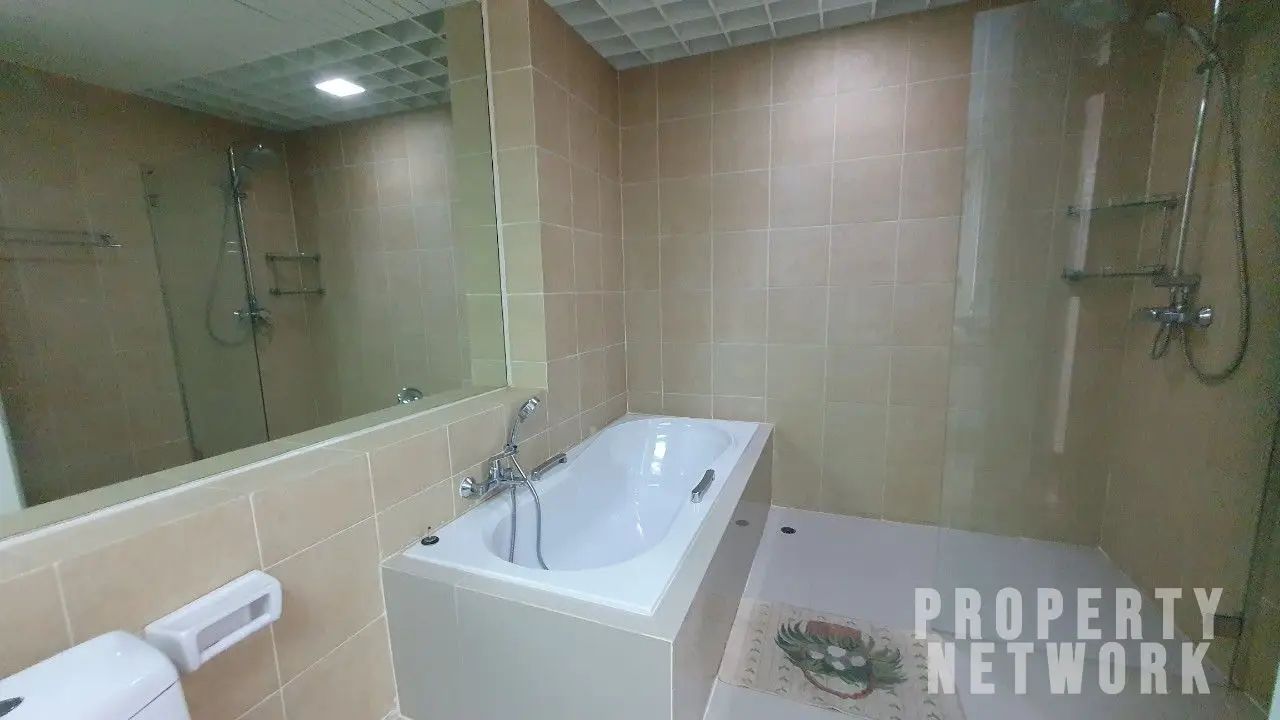 Large 3-BR Condo at Polo Park Condominium near MRT Lumphini