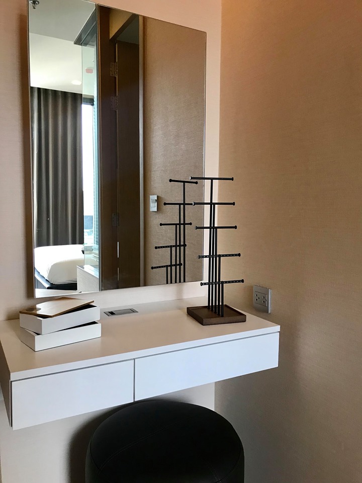 1 Bedroom, 1 Bathroom 44 sqm size The ESSE Asoke For Rent 31,000THB