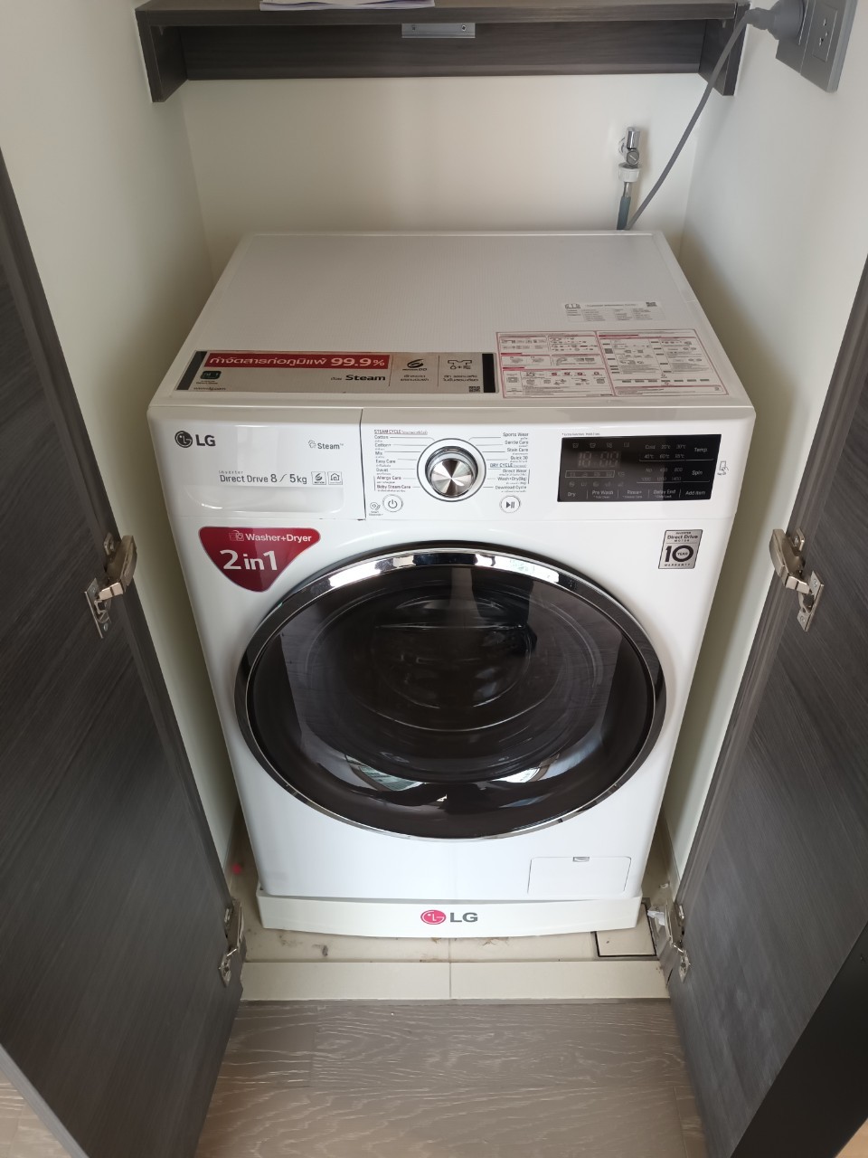 1 Bedroom, 1 Bathroom 48 sqm The ESSE Asoke For Rent