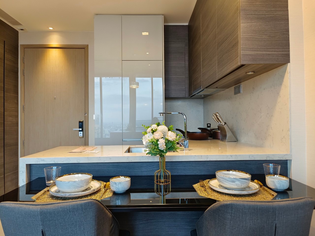 1 Bedroom, 1 Bathroom 48 sqm size The ESSE Asoke For Rent 40,000THB