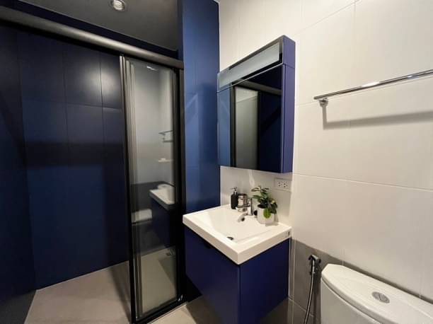 2 Bedrooms, 2 Bathrooms 45.67 sqm size XT Ekkamai For Rent 30,000 THB (Negotiable Price)