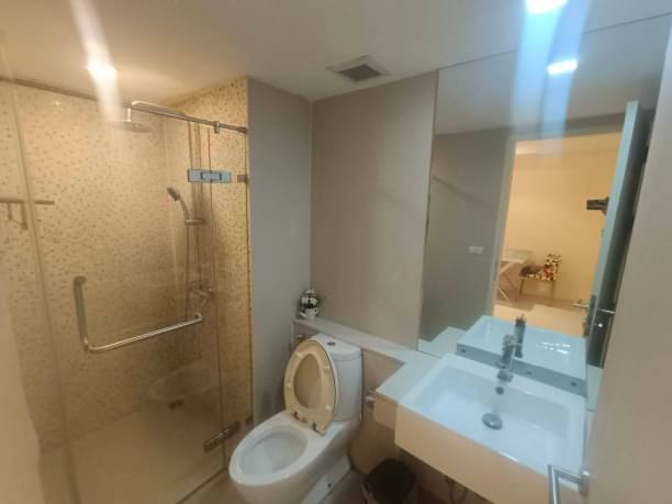 2 Bedrooms, 2 Bathrooms 67.81 sqm size Le Nice Ekamai For Rent 35,000THB & For Sale 6.5MB
