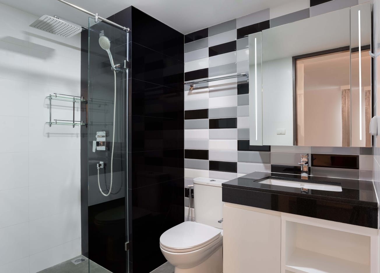 2 Bedrooms, 2 Bathrooms 100 sqm size Aashiana Sukhumvit 26 For Rent 65,000THB