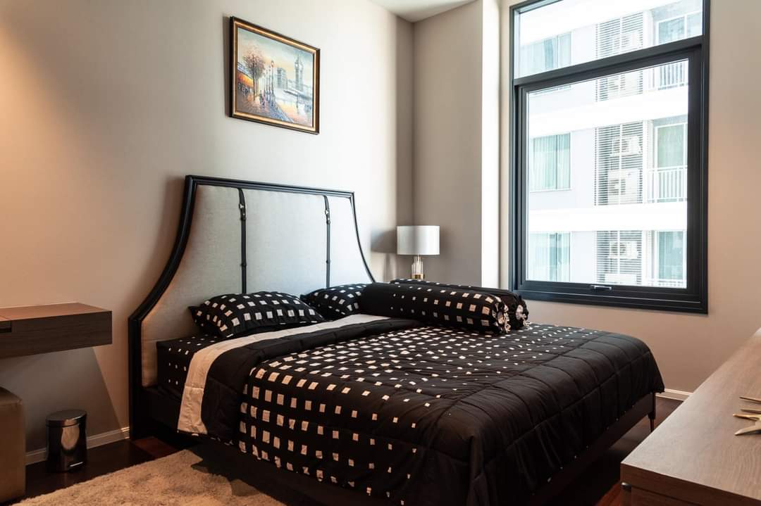 1 Bedroom, 1 Bathroom 54sqm size The Diplomat 39 For Rent 50,000THB