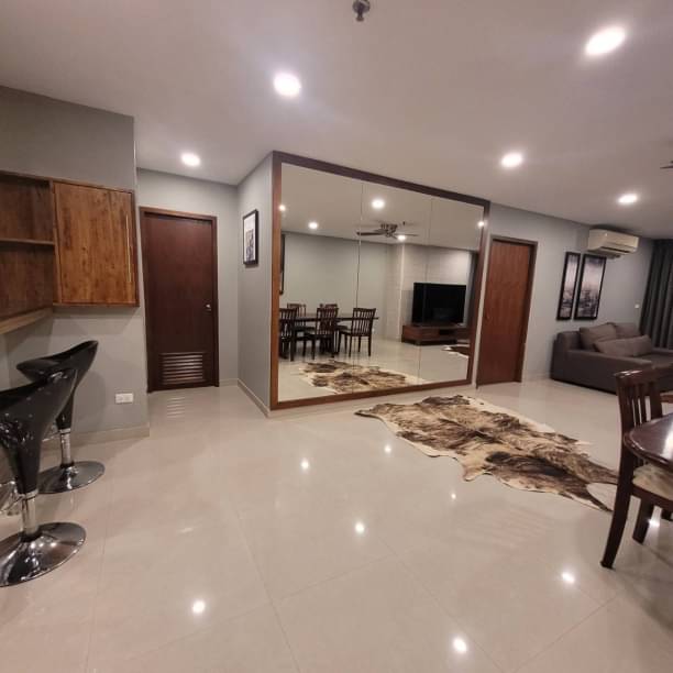 2 Bedrooms, 2 Bathrooms 105 sqm size Baan Prompong For Rent 45,000THB