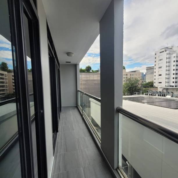 2 Bedrooms, 2 Bathrooms 105 sqm size Baan Prompong For Rent 45,000THB