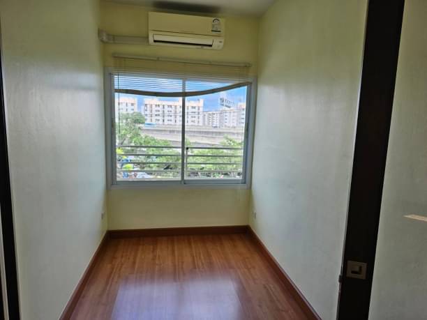 Home Office Space for Rent Space area 500 Sqm 4 Stories (Standalone) 9 Office Spaces, 6 Bathrooms For Rent 100KTHB
