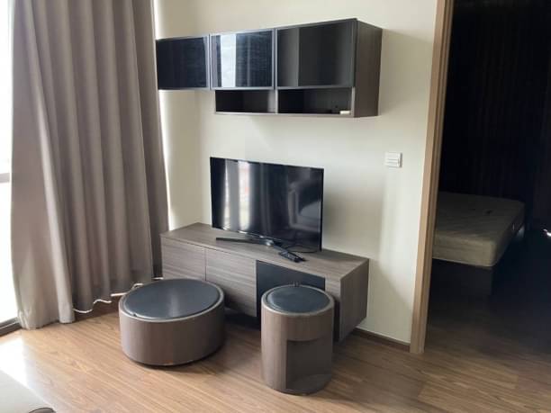 2 Bedrooms, 2 Bathrooms 62 sqm size The Line Sukhumvit 71 For Rent 33,000THB