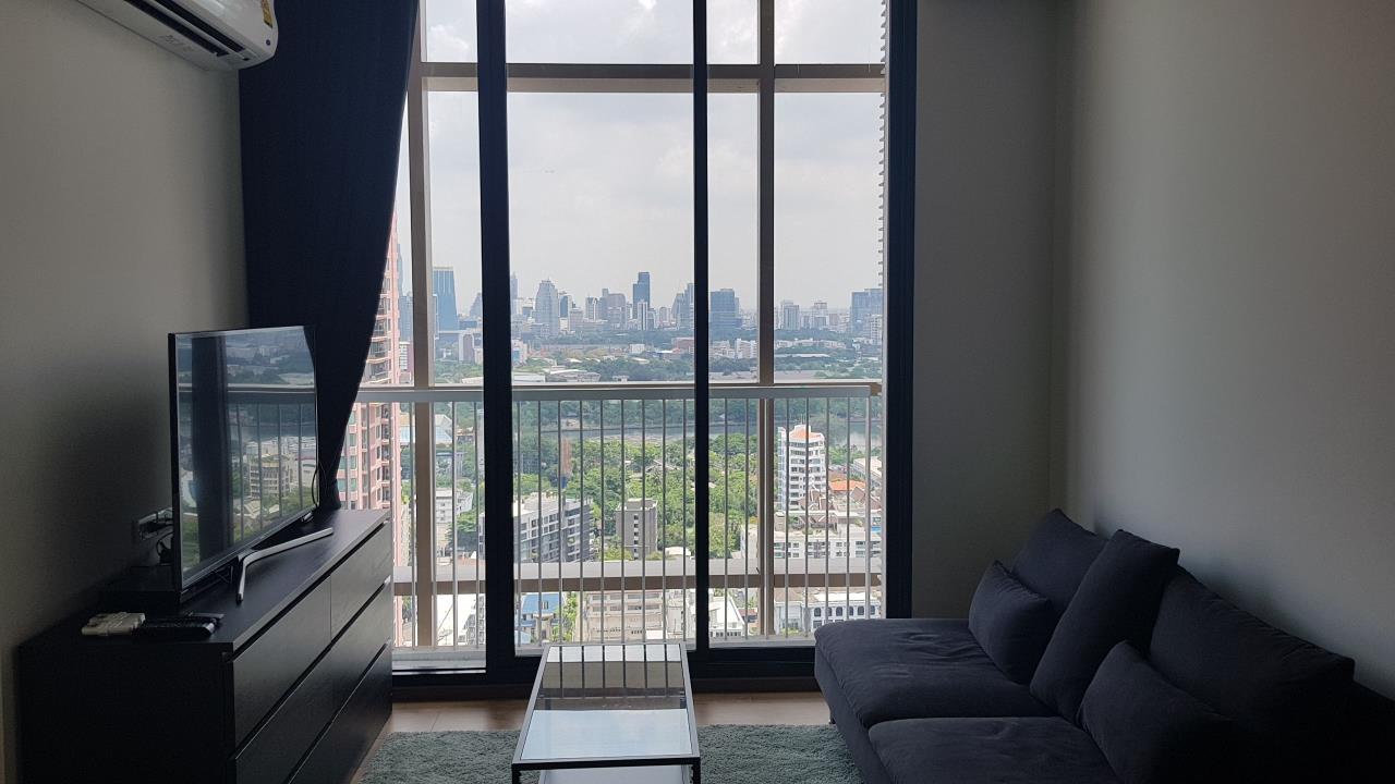 2 Bedrooms, 1 Bathroom 55sqm size Park Origin Sukhumvit 24 For Rent 40,000THB & For Sale 139M