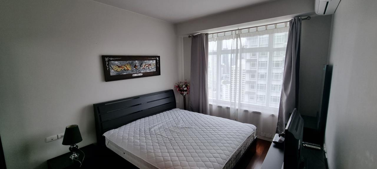 1 Bedroom, 1 Bathroom 47 sqm size Circle Condominium Petchaburi for Sale 4.6MTHB