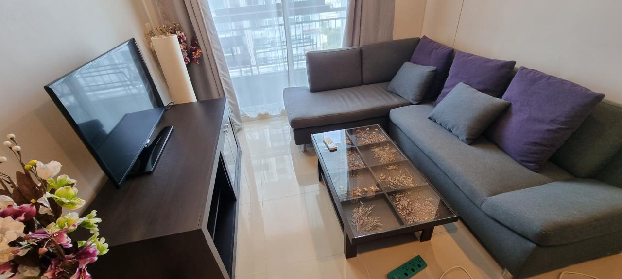 1 bedroom, 1 bathroom Circle Petchaburi 47 sqm size Circle Petchaburi For Rent 20,000THB & For Sale 4.7M