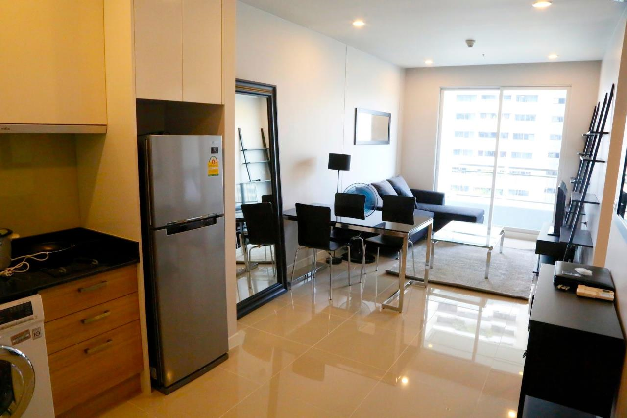 1 bedroom, 1 bathroom Circle Petchaburi 47 sqm size Circle Petchaburi For Rent 20,000THB & For Sale 4.7M