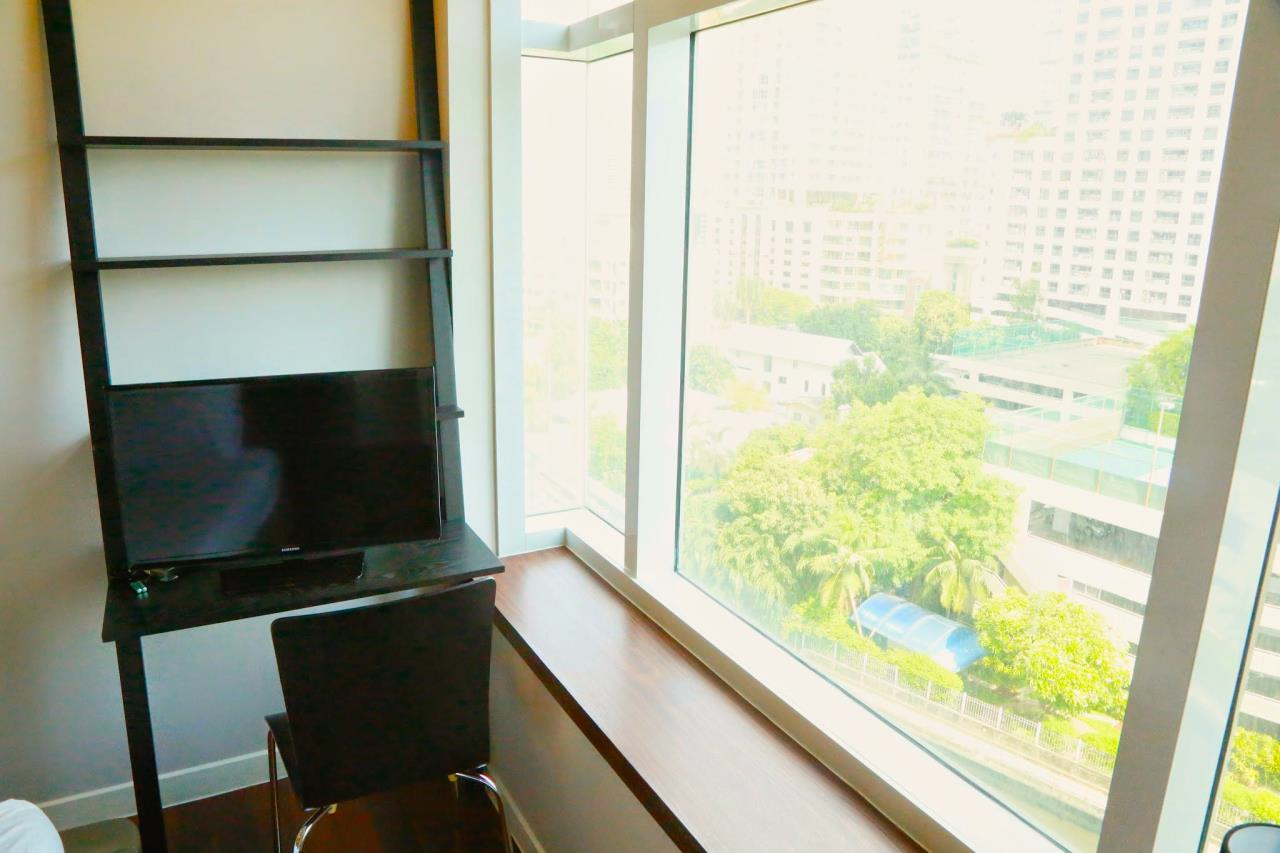 1 bedroom, 1 bathroom Circle Petchaburi 47 sqm size Circle Petchaburi For Rent 20,000THB & For Sale 4.7M