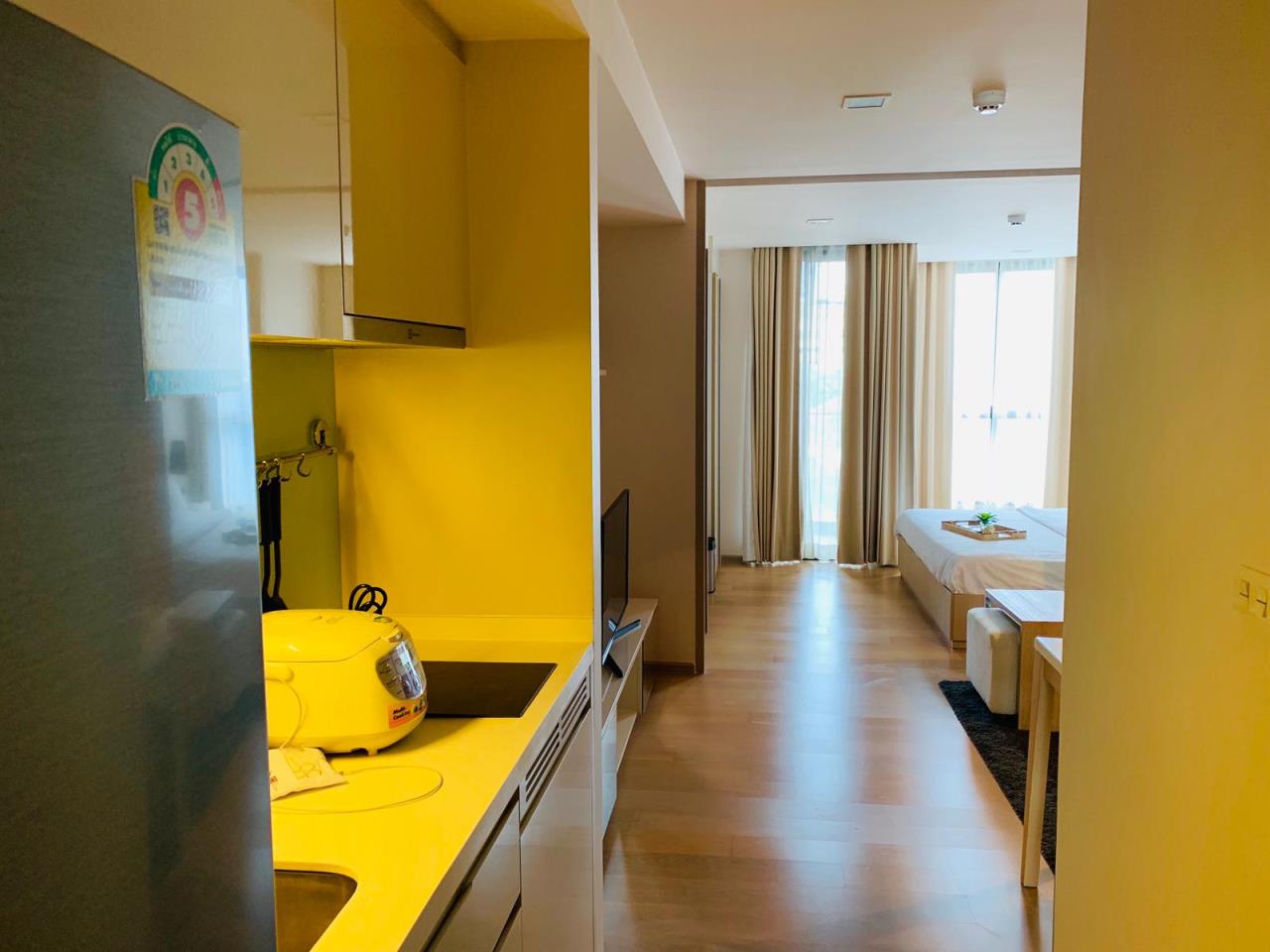 1 Bedroom, 1 Bathroom 38sqm size Liv At 49 for Rent 25,000THB