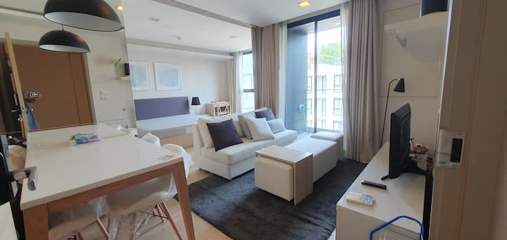 1 Bedroom, 1 Bathroom 38 sqm Liv at 49 For Rent 25,000THB